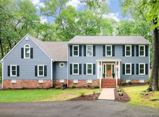 10810 Pegwell Dr, Midlothian, VA 23113