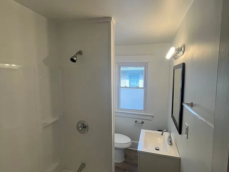 15 Ellicott St — Photo 9