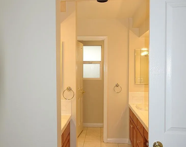 21 S Michillinda Ave — Photo 19