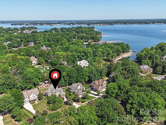 2nd image of 21425 Crown Lake Dr