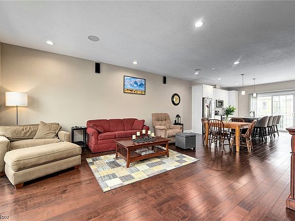 4th image of 17843 Northwood Ave
