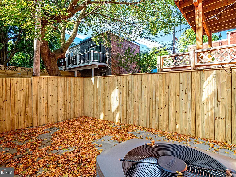 606 Q St NW — Photo 48
