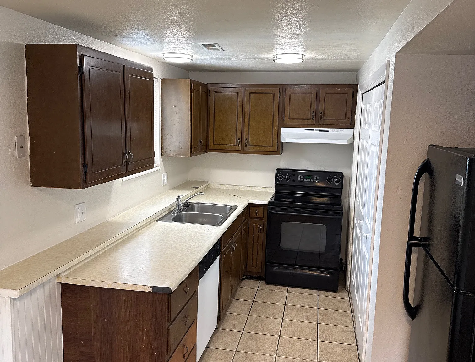 2 bed, 1.5 bath, 1014 sqft, $1,450 — Photo 1