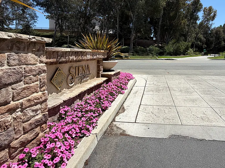 24111 Del Monte Dr #3 — Photo 34