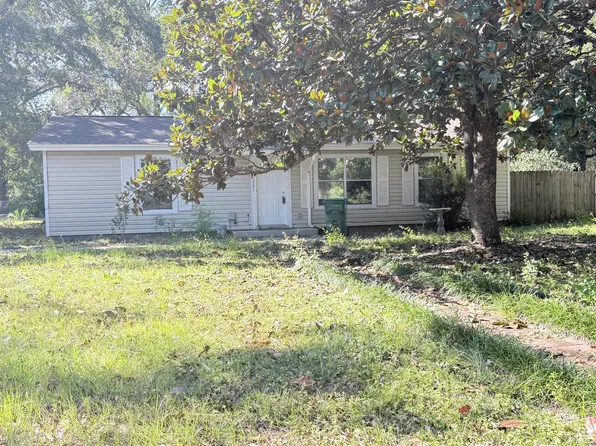 1321 Sunshine Dr, Crestview, FL 32539