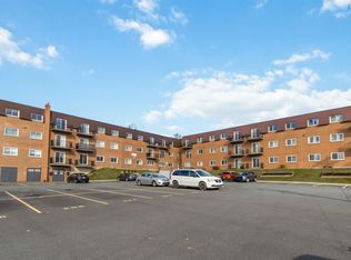 7 Jamieson St #111, Halifax, NS B3A4L2