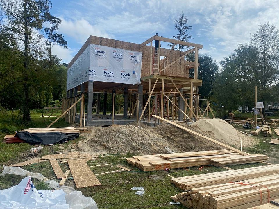 2nd image of 15880 Cypress Point Ln