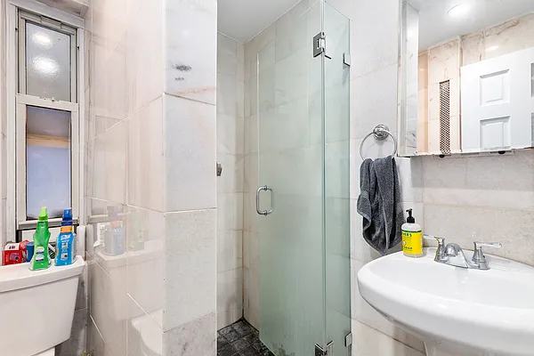 Rented by Dalan Rentals | media 12