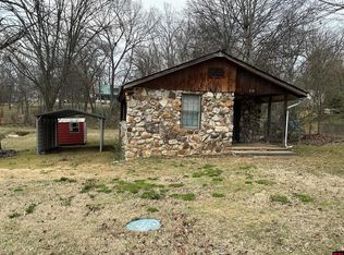 319 Dalton Ave, Cotter, AR 72626