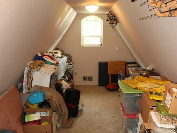 Finished loft over garage 