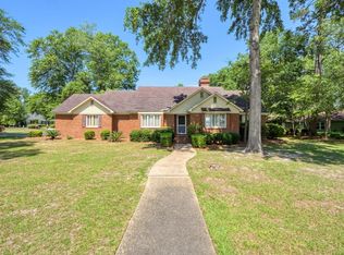 2604 Pebblewood Dr, Valdosta, GA 31602