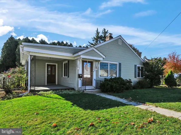 1246 E Derry Rd, Hershey, PA 17033