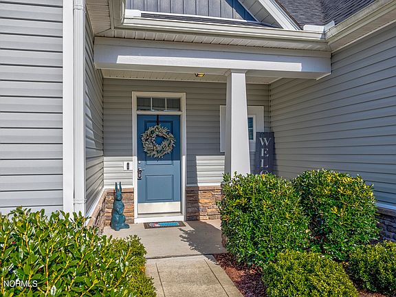 2nd image of 696 E Chatman Drive NW