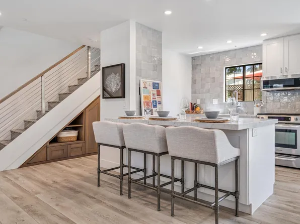 362 Piper Street, Healdsburg, CA 95448
