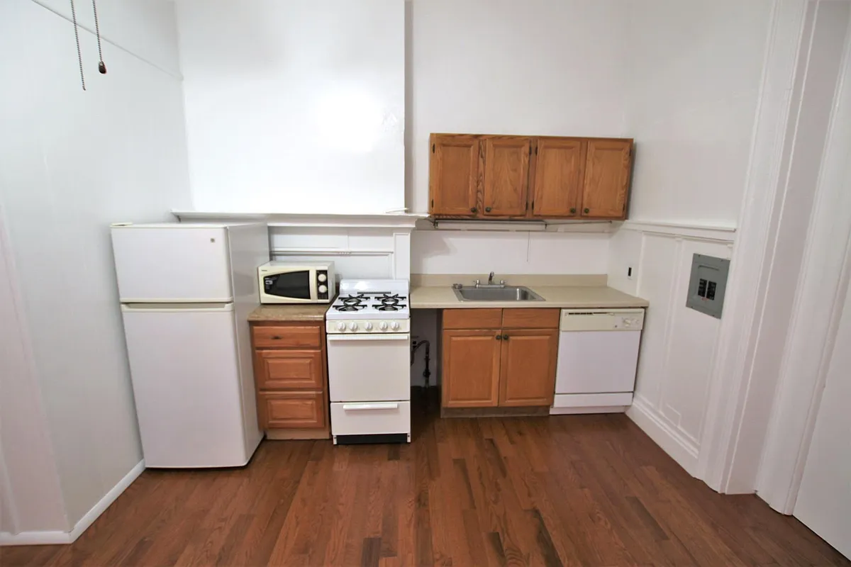 Building Photo - 2014 Walnut St #A