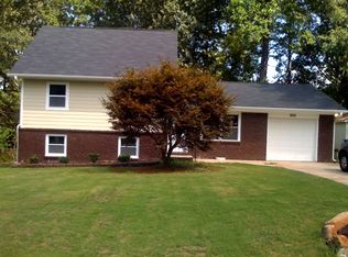 998 Tamarack Trl, Forest Park, GA 30297