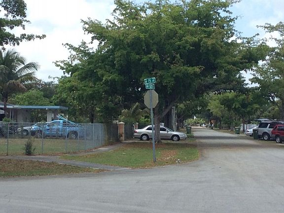 5th image of 1370 NW 128th St