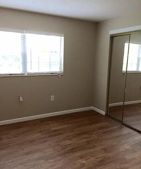 120 E Miller St #5 — Photo 4