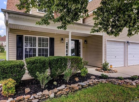 3rd image of 213 Otman Ct