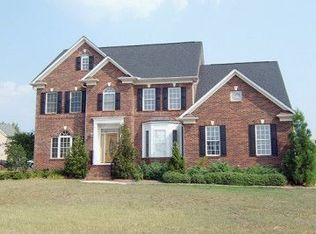 Skipaway Dr, Waxhaw, NC 28173