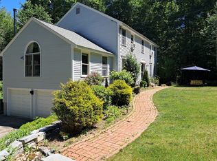 2 Wildwood Dr, Brookline, NH 03033