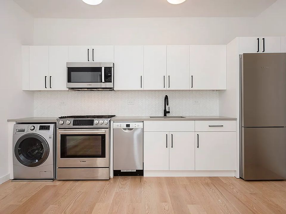 1st image of 15 Crown St APT 5D