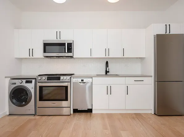 15 Crown St APT 5D, Brooklyn, NY 11225