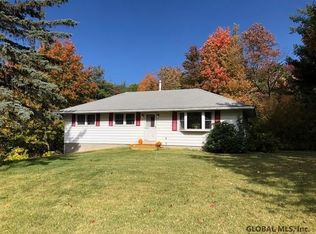 19 Little Bear Rd, Troy, NY 12182