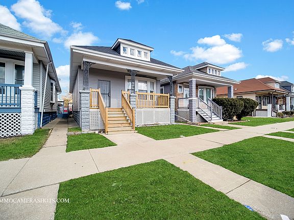 3rd image of 1322 W 72nd Pl