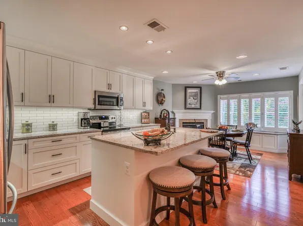 12246 Roundwood Rd Unit 210, Lutherville Timonium, MD 21093