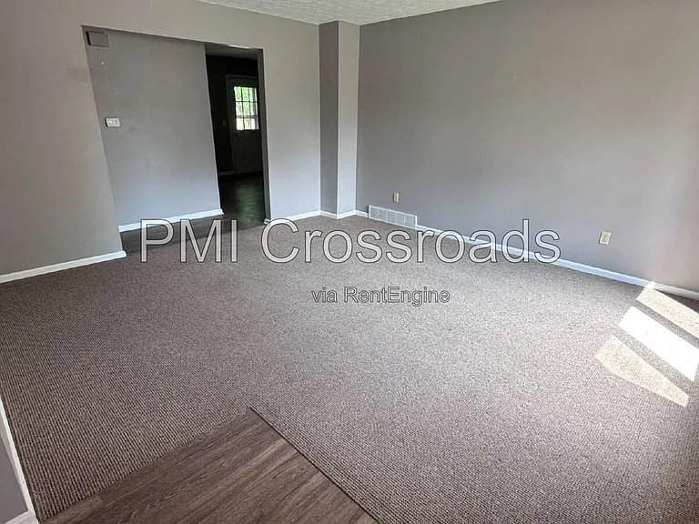 7483 Peachmont Ave NW — Photo 4