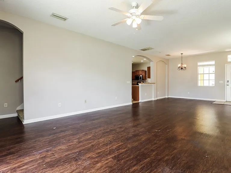 10330 Avelar Ridge Dr — Photo 7