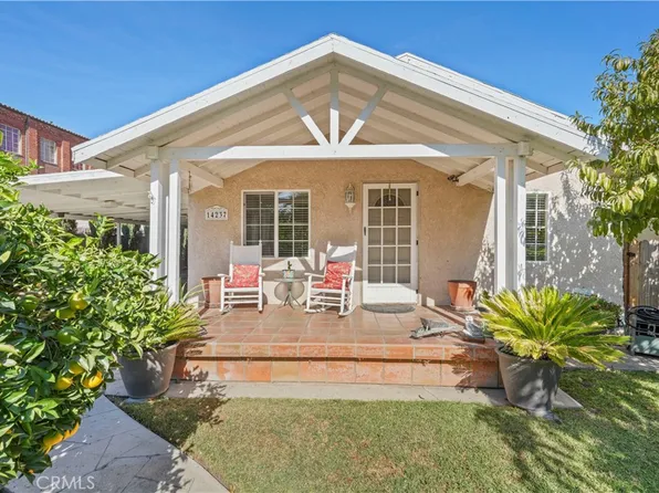 14237 Erwin St, Van Nuys, CA 91401