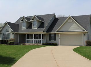 313 Shenandoah Ct, Burlington, WI 53105