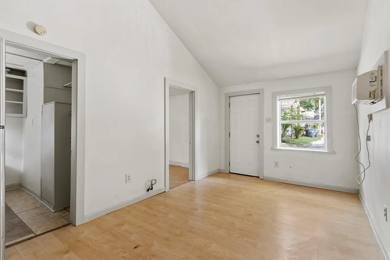 1 bed, 650 sqft, $950 — Photo 1