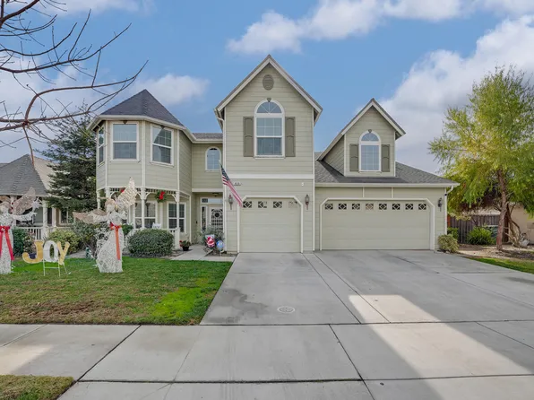 999 Tranquility Court, Lemoore, CA 93245