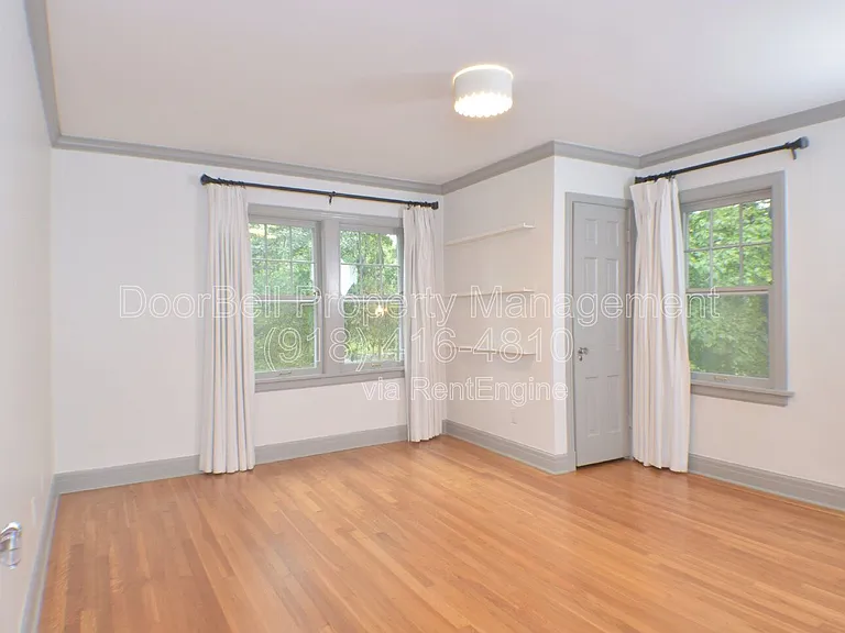 255 E 27th Pl S — Photo 29