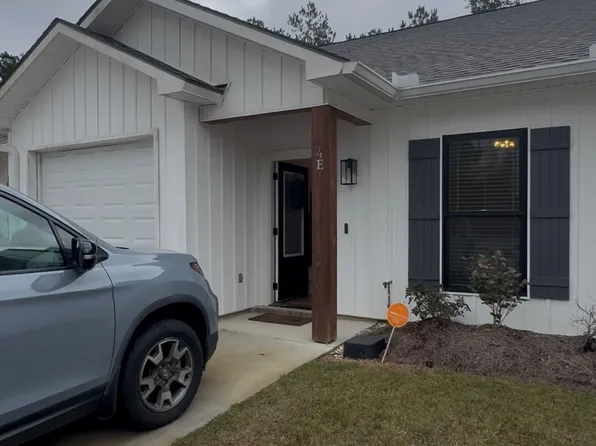 8739 Lockhart Rd #4E, Denham Springs, LA 70726