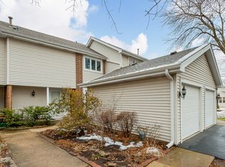 5S035 Pebble Beach Ct, Naperville, IL