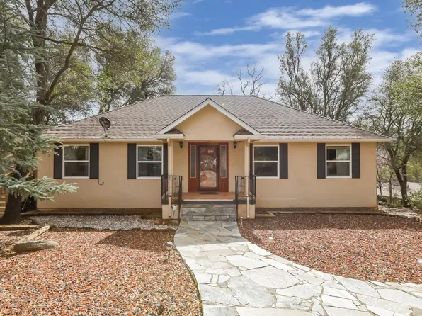 12006 Warbler Way, Penn Valley, CA 95946