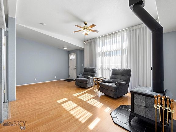 5th image of 1447 Sunrise Ln