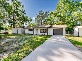 320 NE 3rd Ave, Trenton, FL 32693