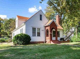 113 N Martin Luther King Jr Dr, Manhattan, KS 66502