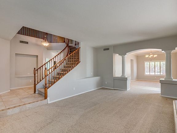 Foyer-Living-Dining