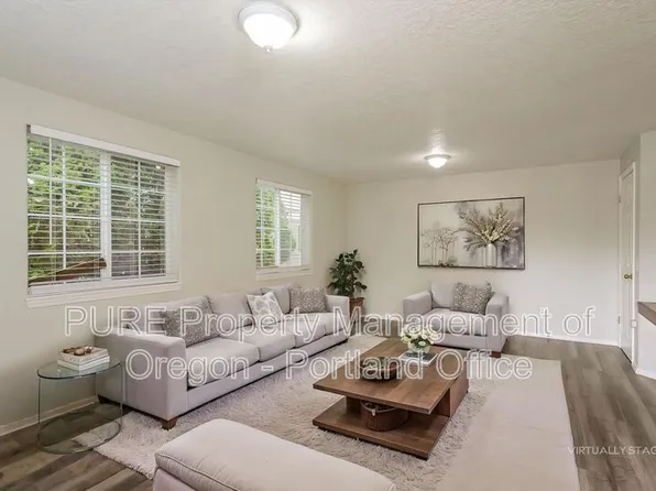 1811 SE 162nd Ave, Portland, OR 97233