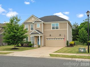 1326 Kings Grove Dr, York, SC 29745