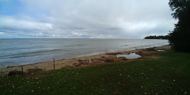 2nd image of 7688 Lighthouse Rd