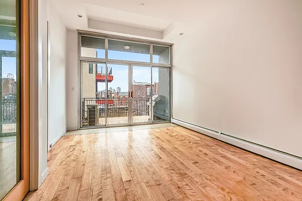 Sold by Compass | media 33