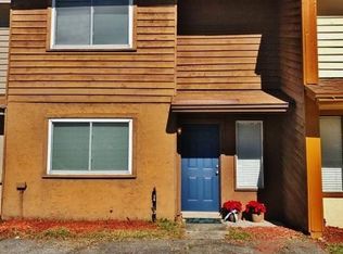 11559 Dunes Way Dr N, Jacksonville, FL 32225
