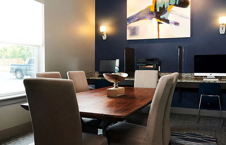 Parallax @ Georgetown Apartments — Photo 19